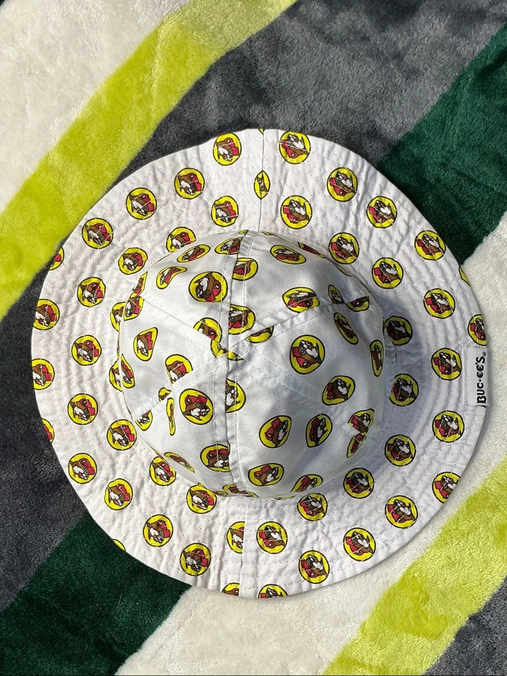 Kids White Bucket Hat with Yellow Cartoon Print